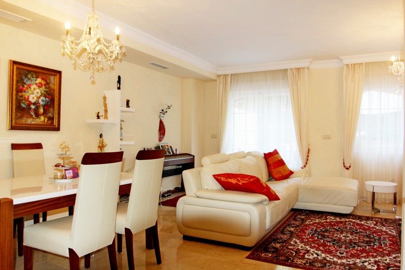 Marbella wonings verhuur - Luxe ingericht herenhuis in Nueva Andalucia